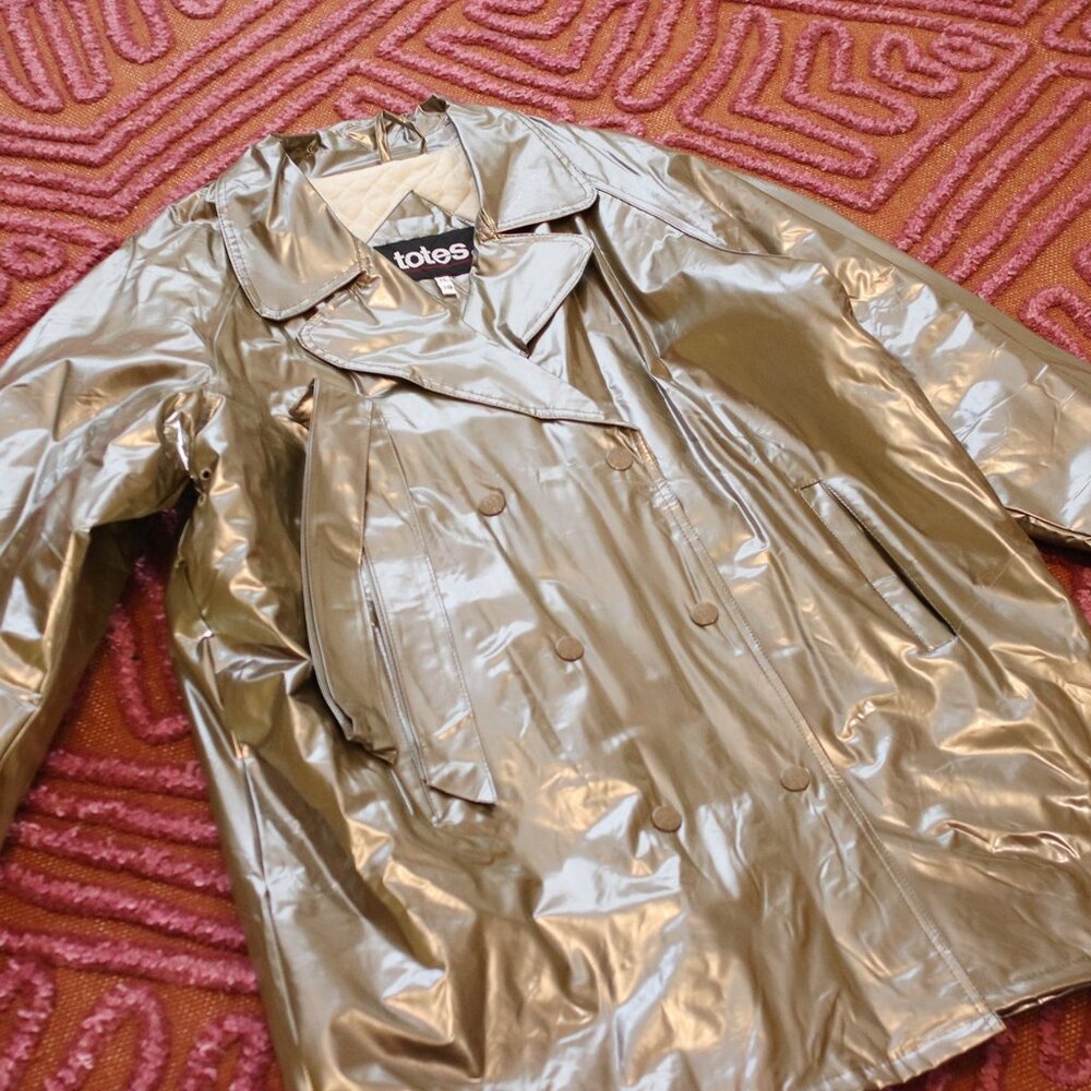 Vintage 1990s Vinyl Metalic Silver Pewter quilted raincoat mac w tags deadstock